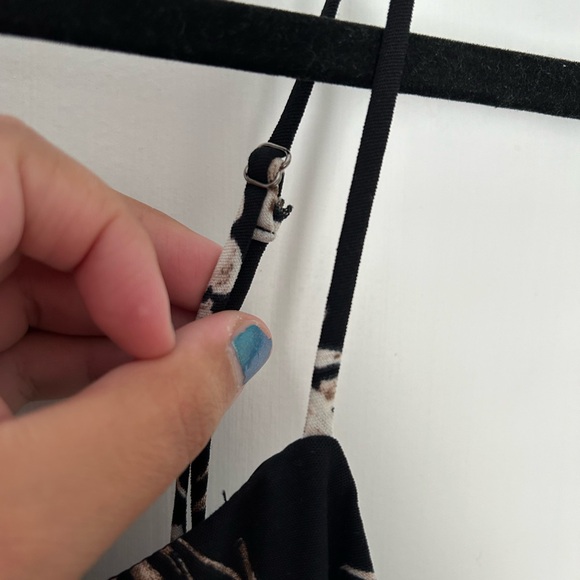 Floral Spaghetti Strap Dress - Picture 5 of 7